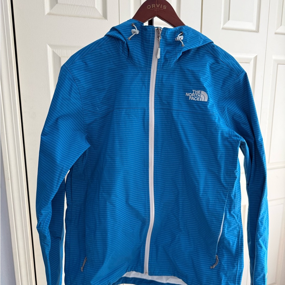 The North Face Men's Striped Blue Windbreaker